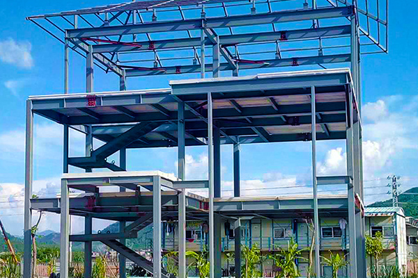 鋼結(jié)構(gòu)建筑現(xiàn)在這么火，到底什么是白城鋼結(jié)構(gòu)？有哪些優(yōu)勢？